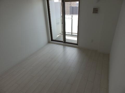 居室・リビング　室内