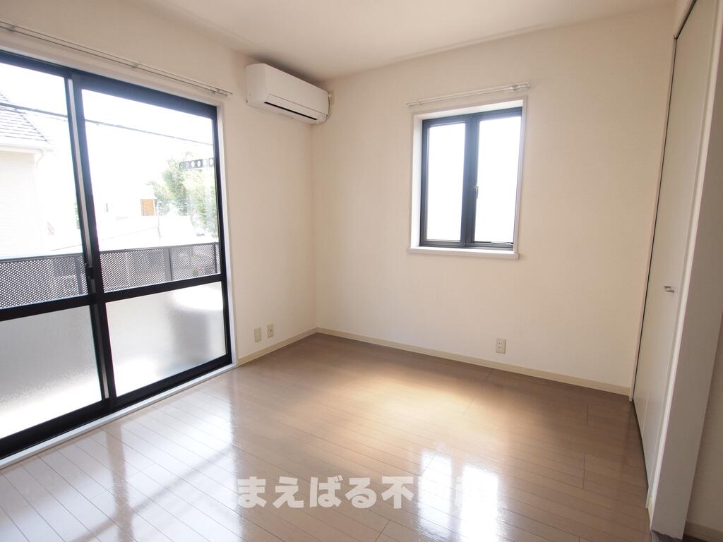 その他　エアコン付き