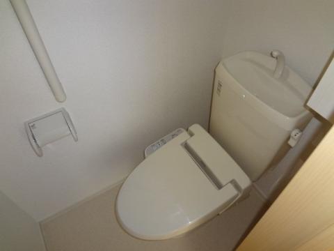 トイレ　シャワー付トイレ