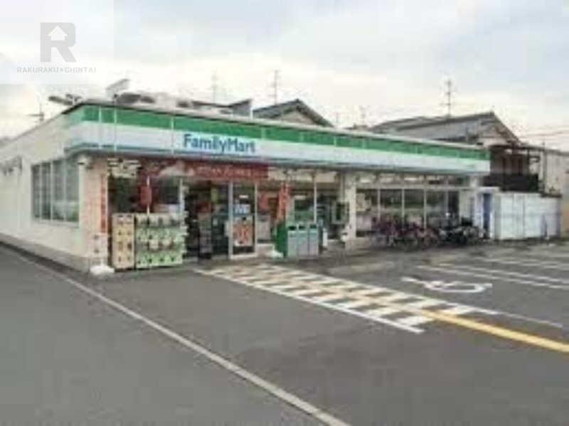 コンビニ　ファミリーマート門真宮前町店（コンビニ）まで371m