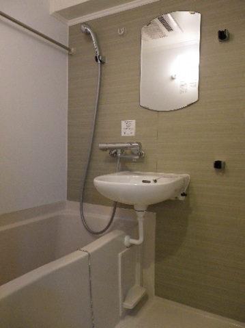 バス・シャワールーム　バス