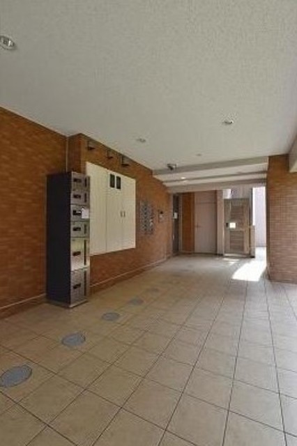 エントランス　エントランス