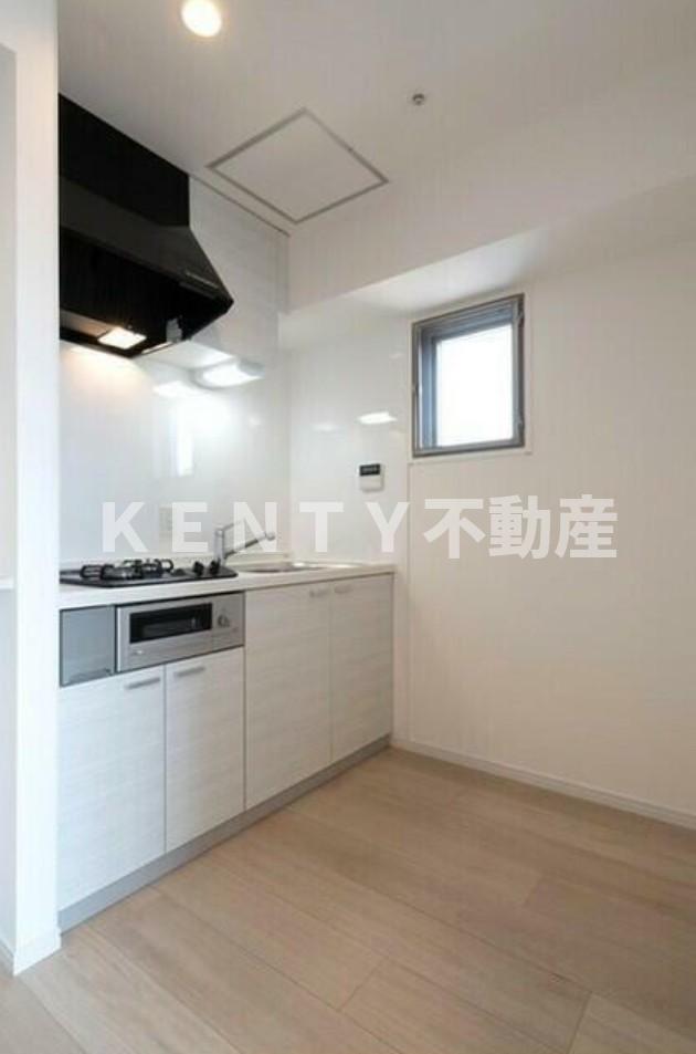 キッチン　コンパクトなキッチンで掃除もラクラク