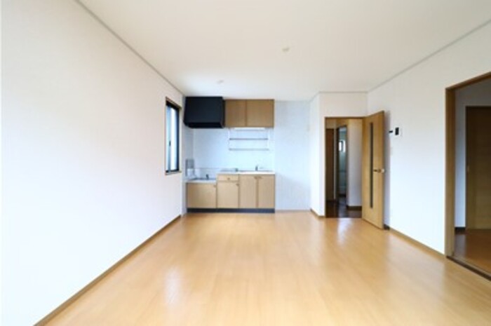 居室・リビング　使いやすい居間です