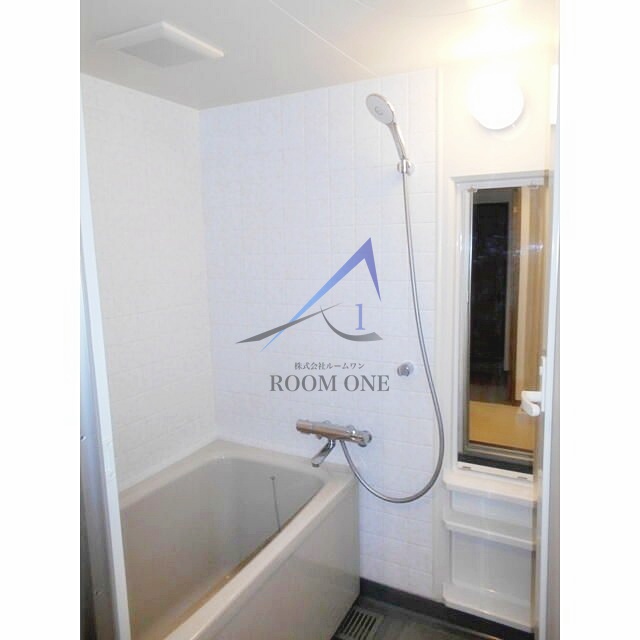 バス・シャワールーム　お風呂です。