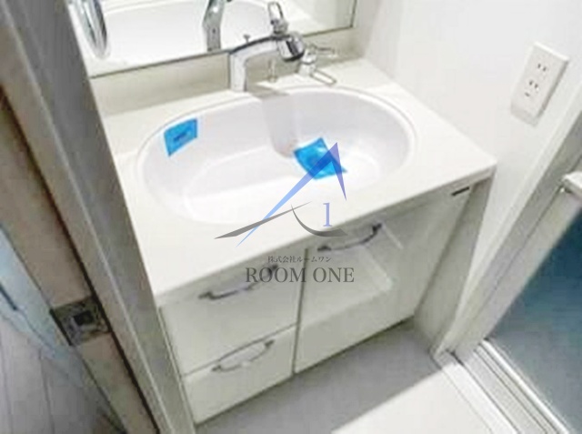 洗面設備　洗面台です。