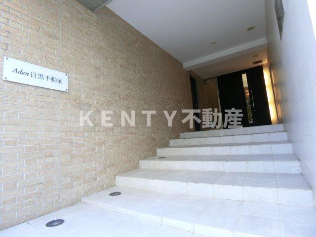 エントランス　毎日通るエントランスはこのようになっています