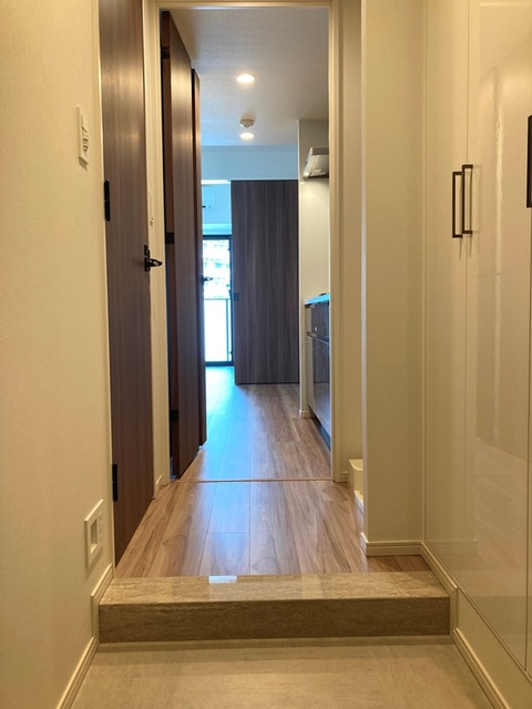 玄関　※写真は同タイプ住戸です。