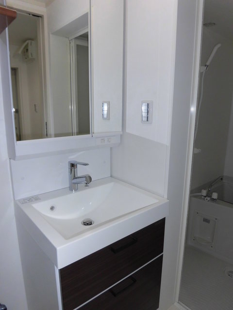 洗面設備　※同タイプ