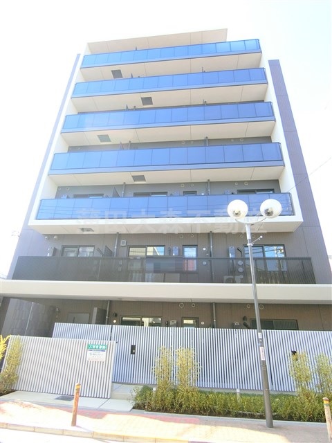 建物外観　2020年12月築　RC鉄筋コンクリート造地上7階建て1DK