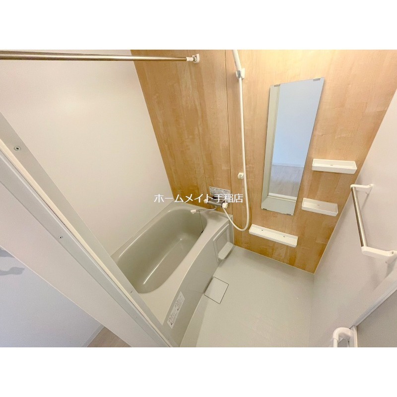 バス・シャワールーム　ゆったりバスルーム♪