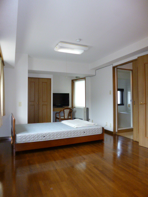 居室・リビング　写真は206号室です（参考）