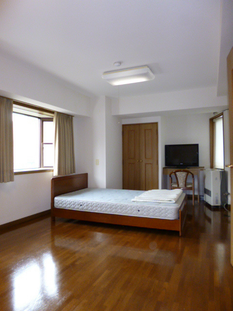 居室・リビング　写真は206号室です（参考）