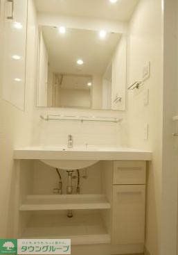 洗面設備　収納