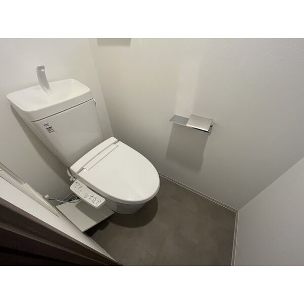 トイレ　別室の参考写真です。※現況優先