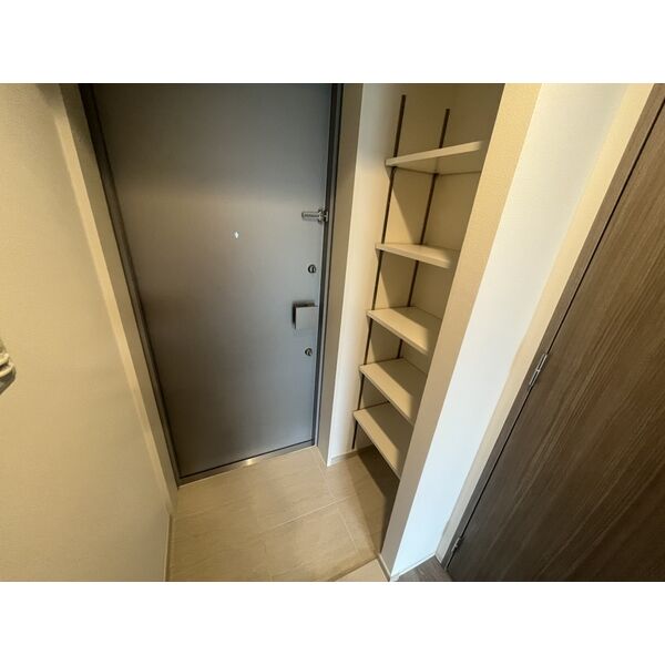 玄関　別室の参考写真です。※現況優先