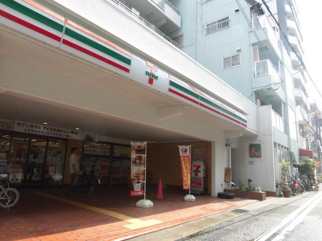 コンビニ　セブンイレブン神戸八雲通1丁目店（コンビニ）まで117m
