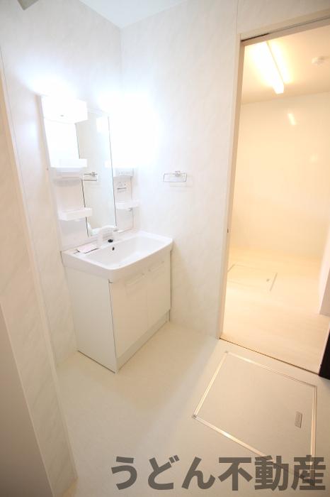 洗面設備　うどん県のお部屋探しはうどん不動産へ うどんちゃんとLINE