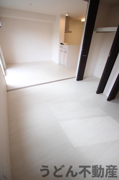 居室・リビング　うどん県のお部屋探しはうどん不動産へ うどんちゃんとLINE