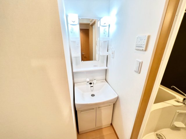 洗面設備　※別部屋参考写真