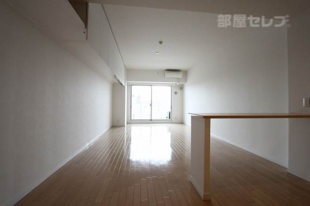 その他部屋・スペース　カウンターテーブル付き