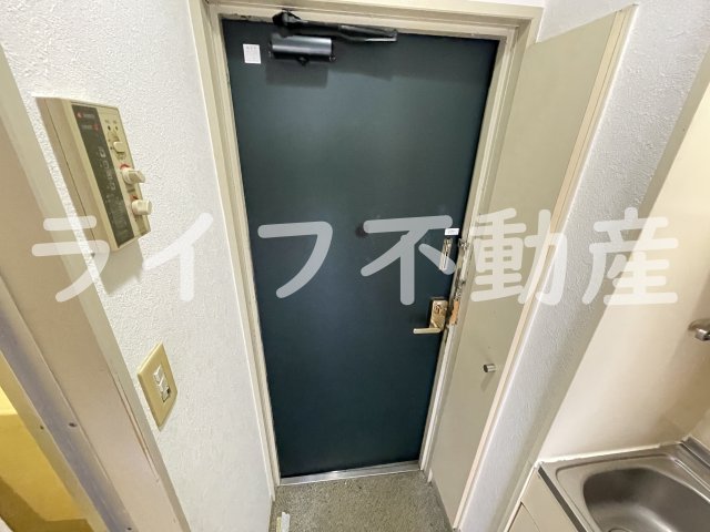 玄関　シンプルで使いやすい玄関です
