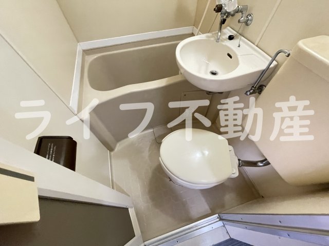 トイレ　コンパクトで使いやすいトイレです