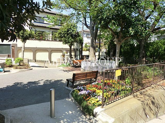 公園　篠原東一丁目公園（公園）まで302m