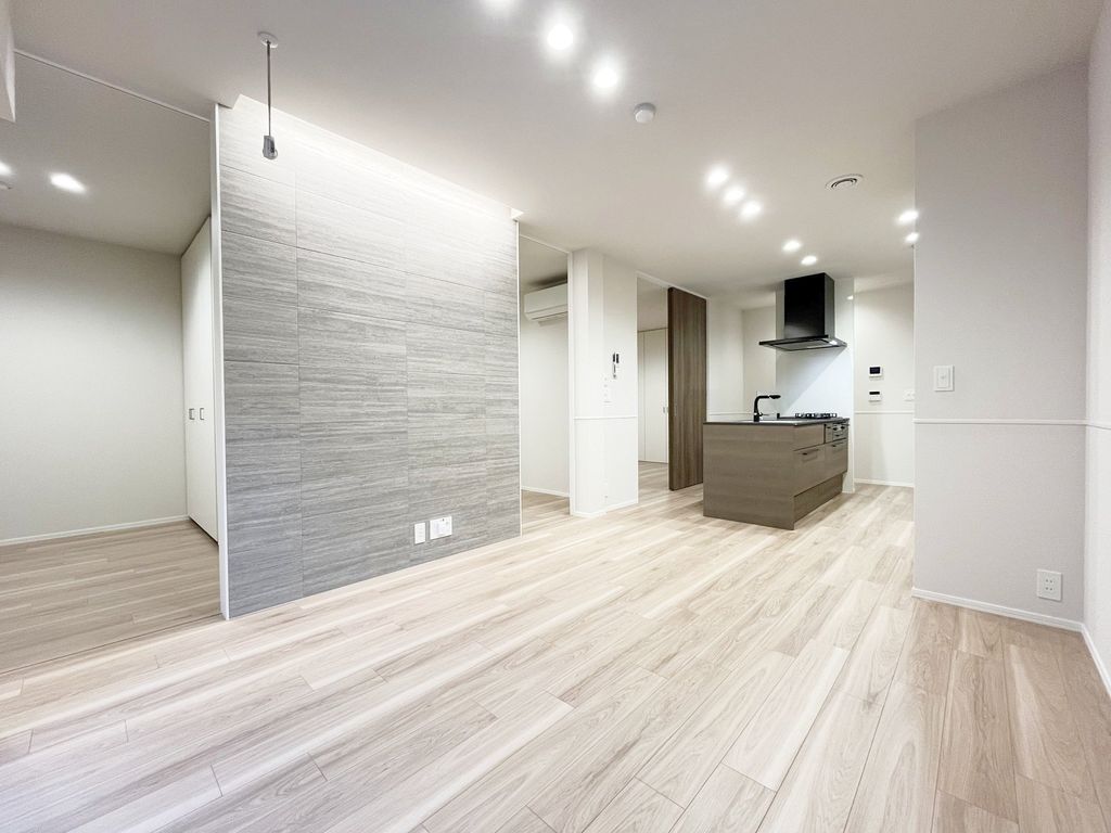 居室・リビング　エントランス