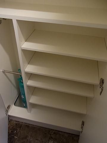 玄関　トール型靴入