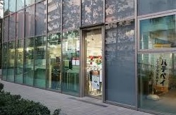 コンビニ　セブンイレブン 渋谷区役所店（コンビニ）まで764m