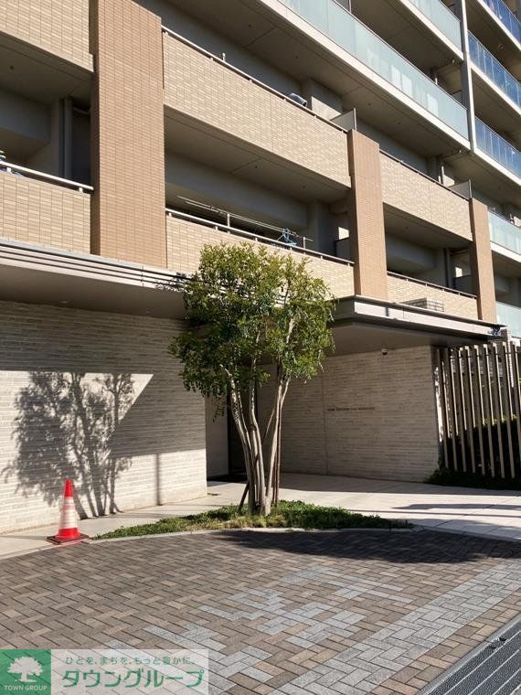 エントランス　外観