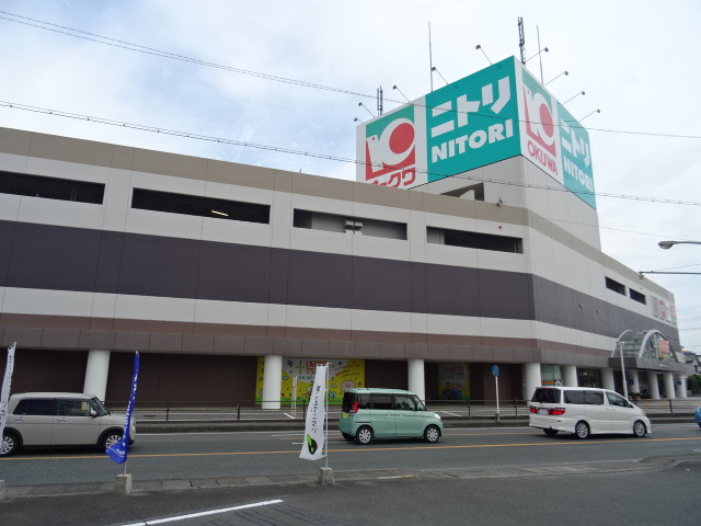 ショッピングセンター　ラフレ（ショッピングセンター）まで550m