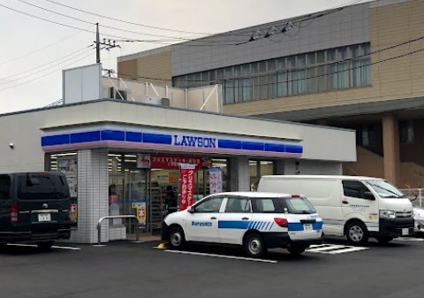 コンビニ　ローソン 横浜都筑池辺町店（コンビニ）まで512m