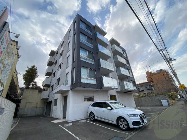 建物外観　札幌市中央区宮の森３条Ｍ－ＳＥＬＥＣＴＩＯＮ．ＳＴＥＬＬＡ