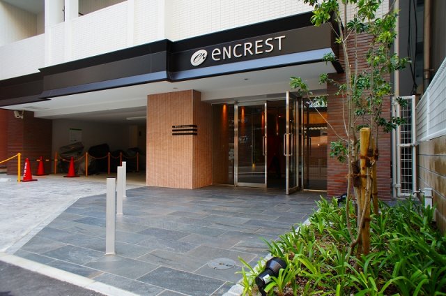 エントランス　ゆとりのあるエントランスです