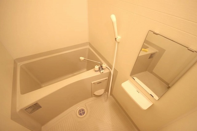 バス・シャワールーム　バスルーム