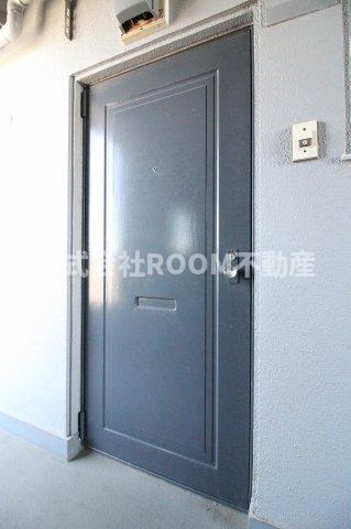 玄関　落ち着いた玄関です