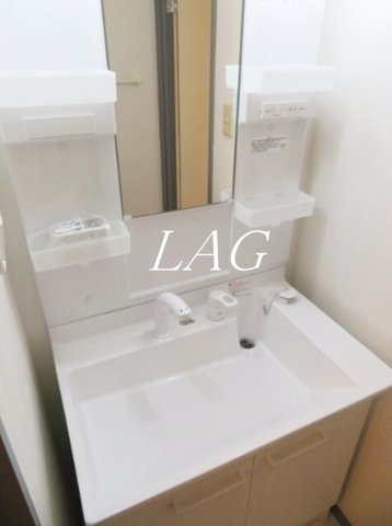 洗面設備　洗面台です。