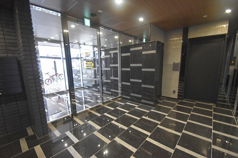 ロビー　EIGHT VALLEY 59五日市駅前