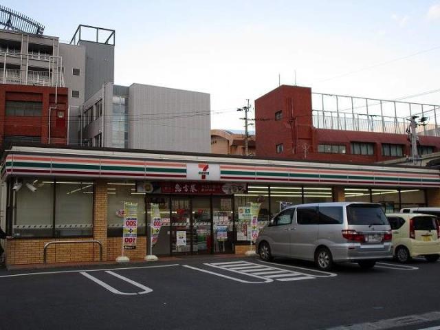 コンビニ　セブンイレブン鹿児島谷山中央２丁目店（コンビニ）まで153m