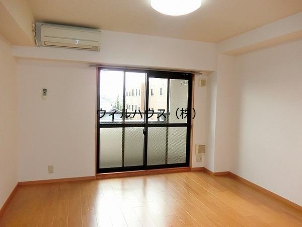 その他部屋・スペース　明るい洋室です！