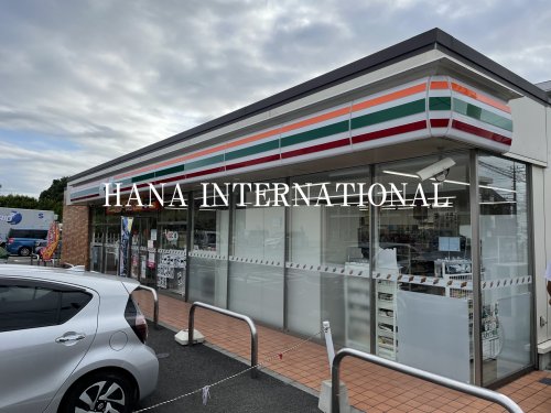 コンビニ　セブンイレブン 小金井貫井北町5丁目店（コンビニ）まで871m