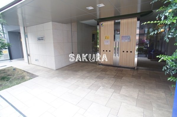 エントランス　管理の行き届いたエントランスです♪