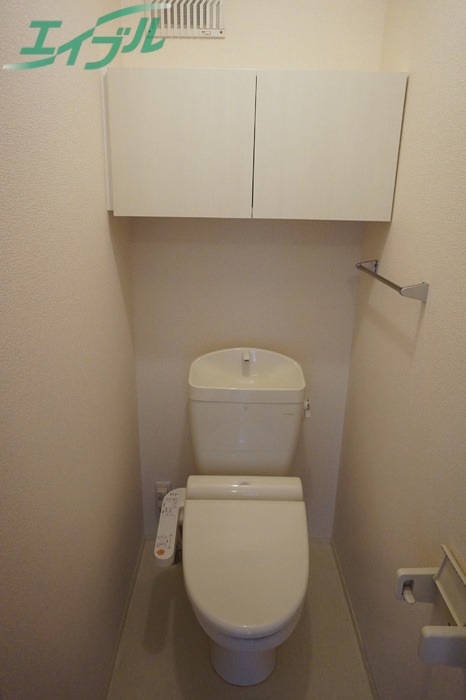 トイレ　同型参考写真
