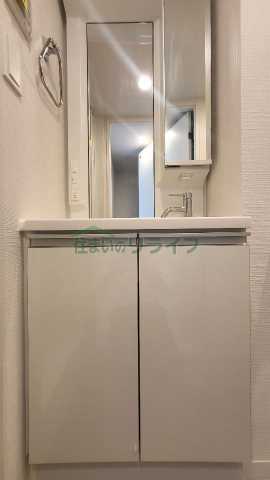 洗面設備　別部屋参考写真となります。