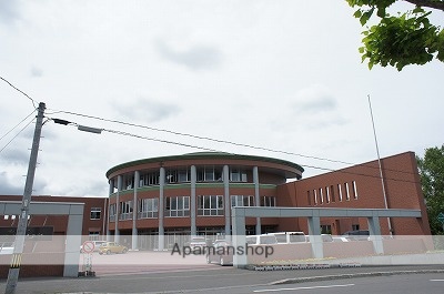中学校　光陵中学校（中学校）まで893m