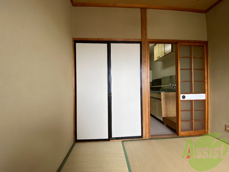 収納　収納は大きく、たくさんの物がしまえそうです。