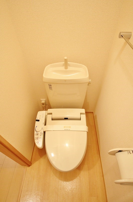 トイレ　他号室参考写真