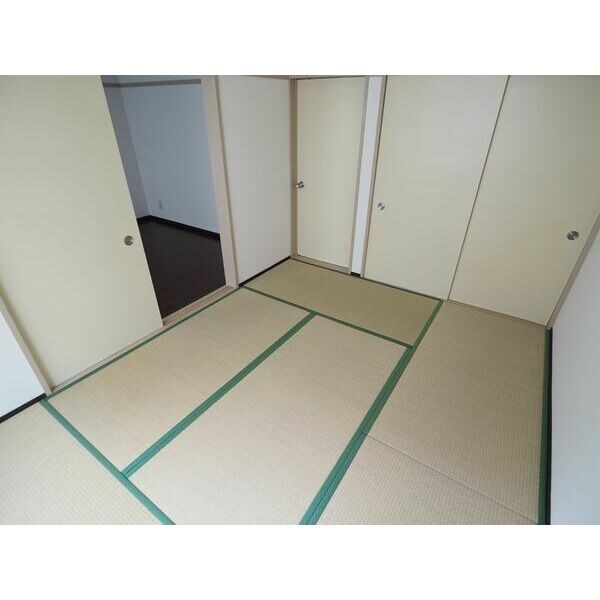 収納　当社参考写真です